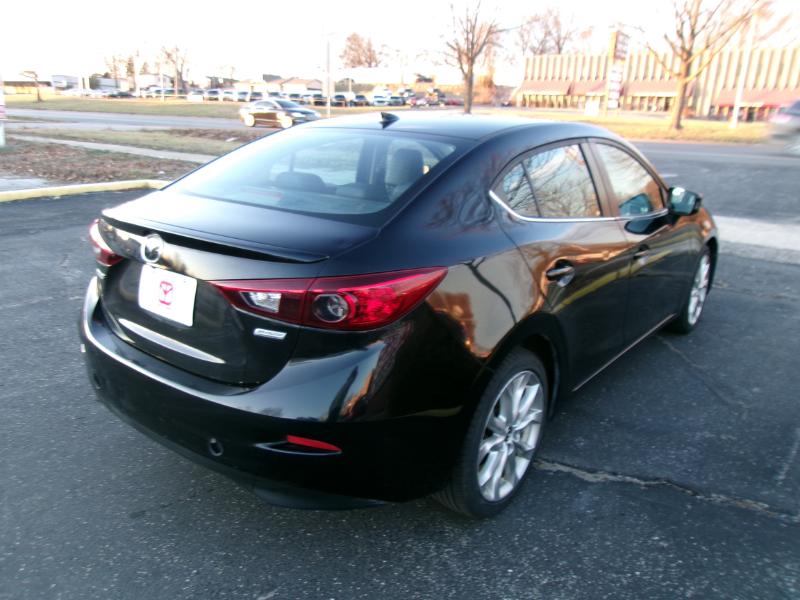 Mazda MAZDA3 s Grand Touring AT 4-Door 2016