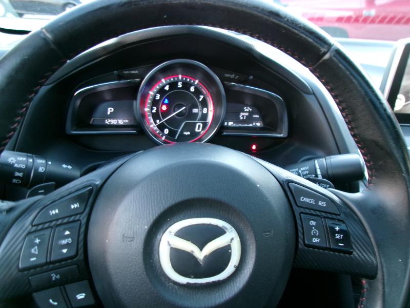 Mazda MAZDA3 s Grand Touring AT 4-Door 2016