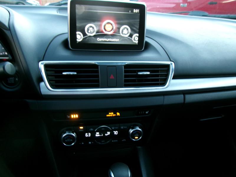 Mazda MAZDA3 s Grand Touring AT 4-Door 2016