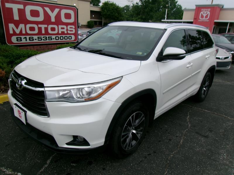 Toyota Highlander XLE AWD V6 2016
