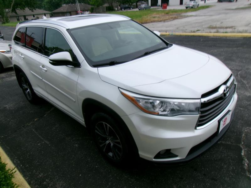 Toyota Highlander XLE AWD V6 2016