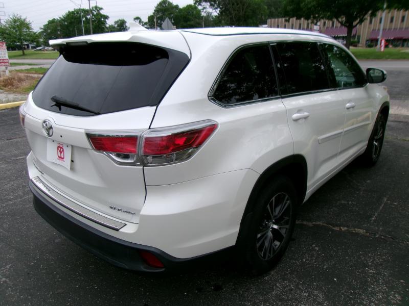 Toyota Highlander XLE AWD V6 2016