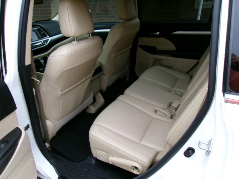 Toyota Highlander XLE AWD V6 2016