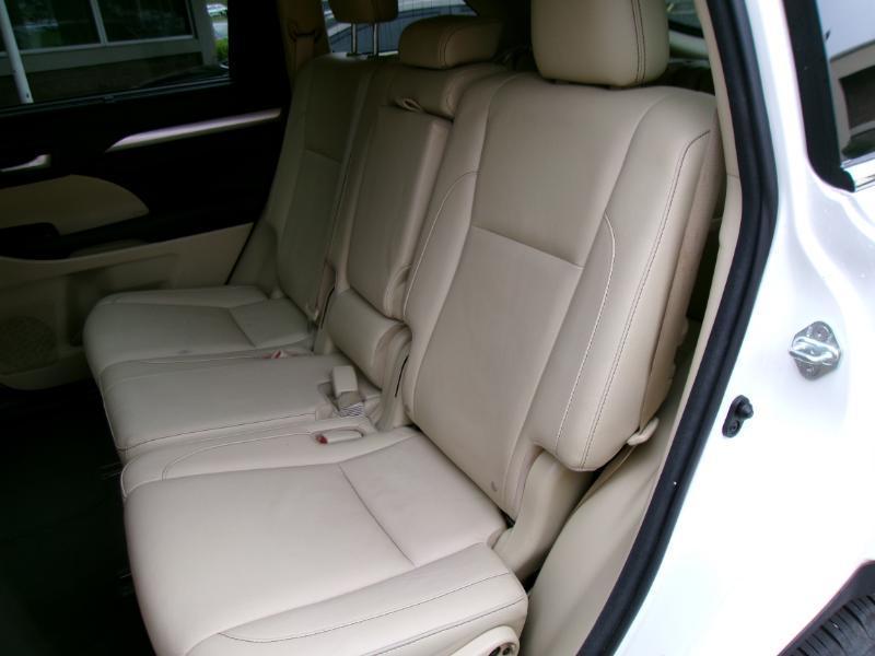 Toyota Highlander XLE AWD V6 2016