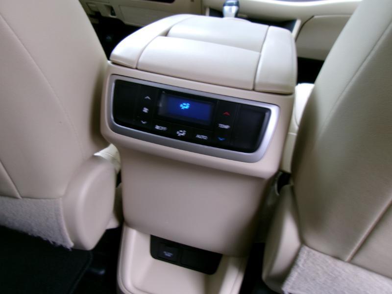Toyota Highlander XLE AWD V6 2016