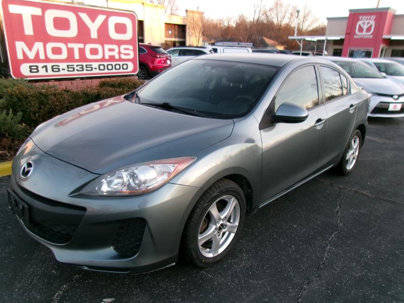Mazda MAZDA3 i SV AT 4-Door 2013