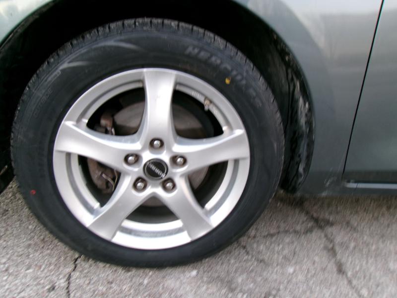 Mazda MAZDA3 i SV AT 4-Door 2013