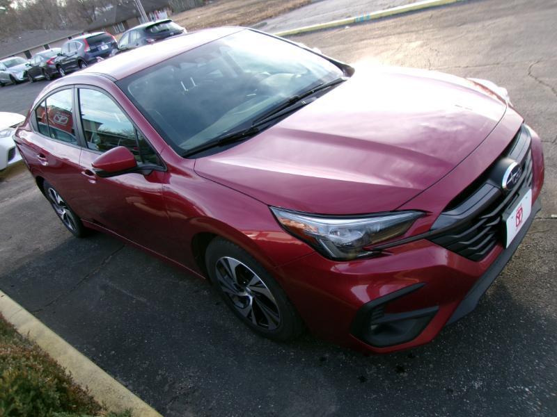 Subaru Legacy Premium 2024