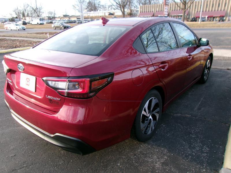 Subaru Legacy Premium 2024