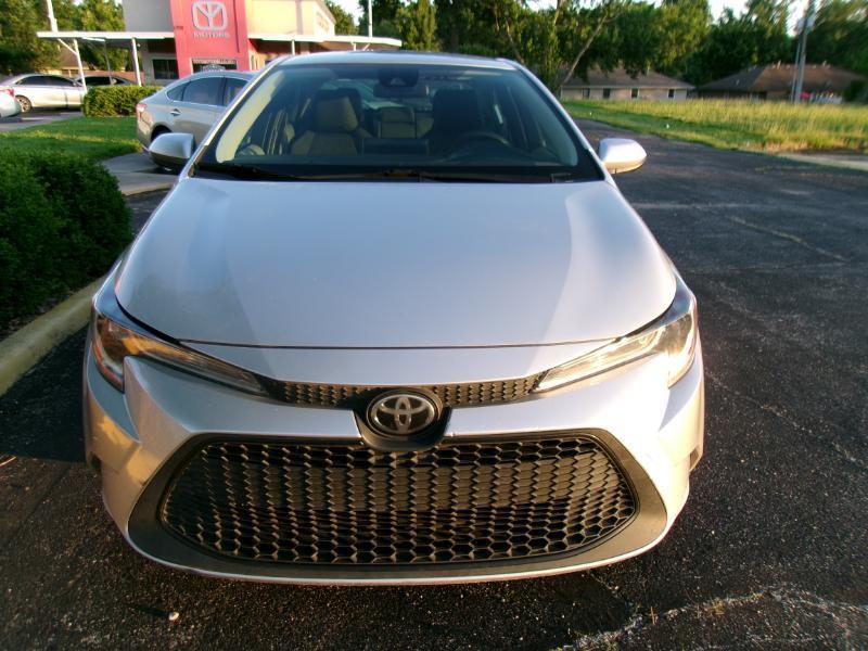 Toyota Corolla LE 2021