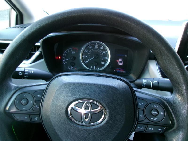 Toyota Corolla LE 2021