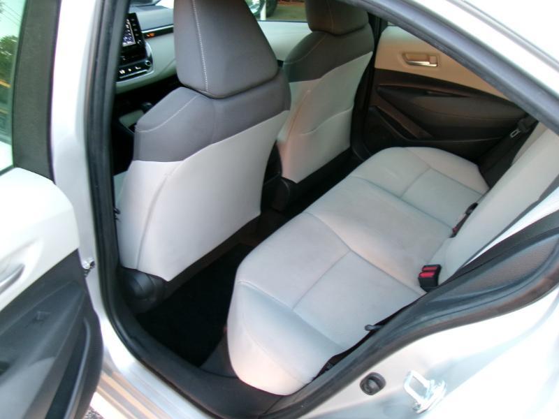 Toyota Corolla LE 2021