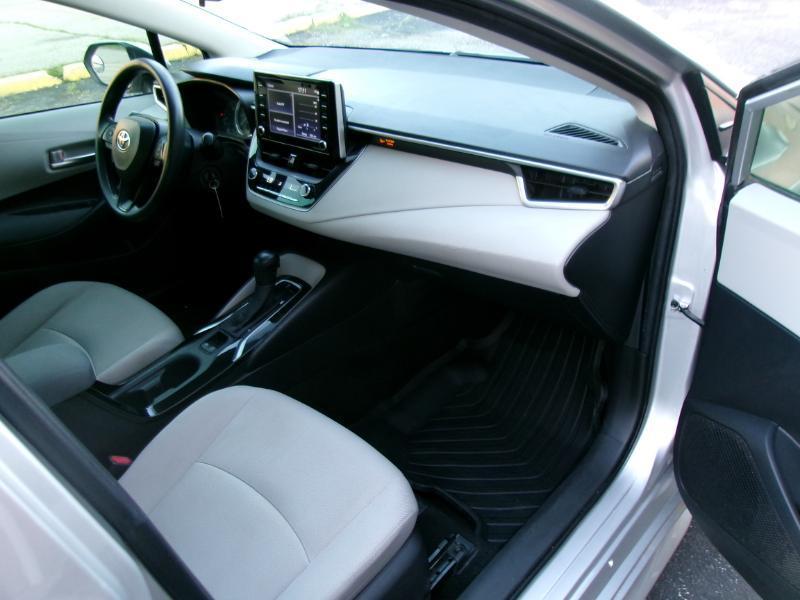 Toyota Corolla LE 2021