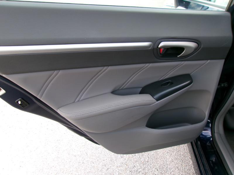 Honda Civic EX-L Sedan 5-Speed AT 2010