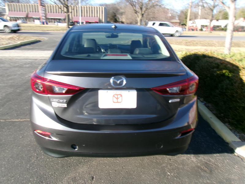 Mazda MAZDA3 s Grand Touring AT 4-Door 2015