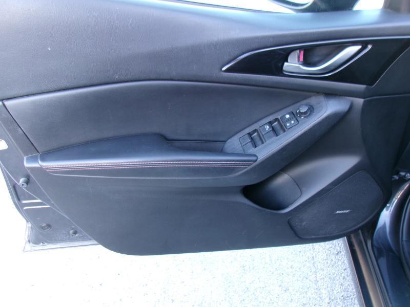 Mazda MAZDA3 s Grand Touring AT 4-Door 2015