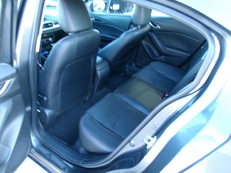 Mazda MAZDA3 s Grand Touring AT 4-Door 2015