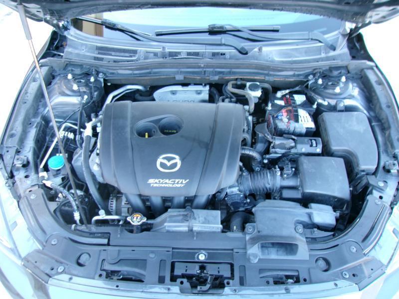 Mazda MAZDA3 s Grand Touring AT 4-Door 2015