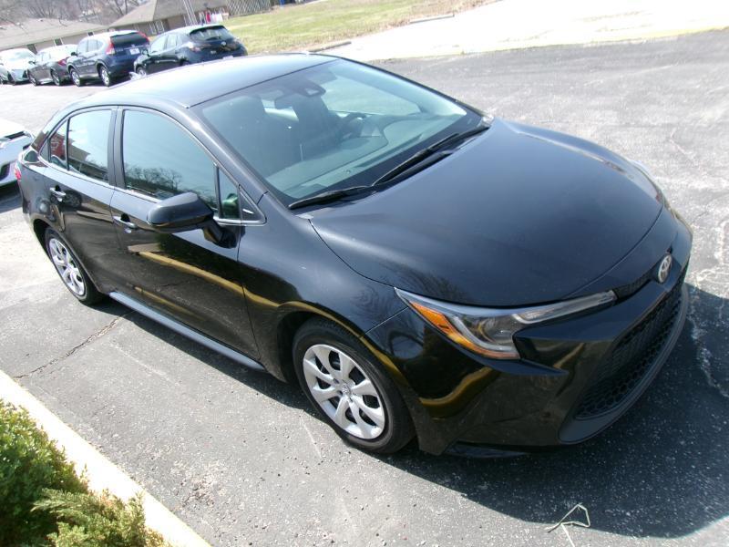 Toyota Corolla LE 2021