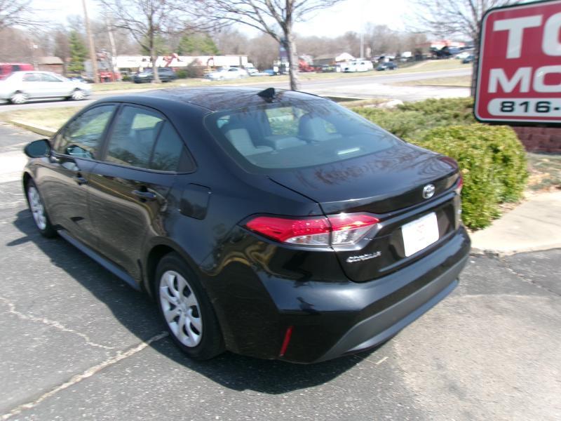 Toyota Corolla LE 2021