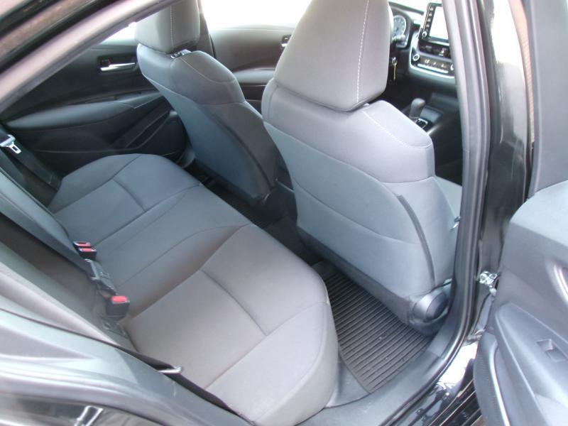 Toyota Corolla LE 2021