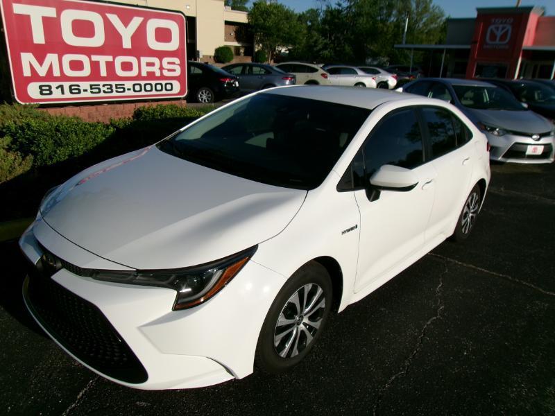 Toyota Corolla LE Hybrid 2021
