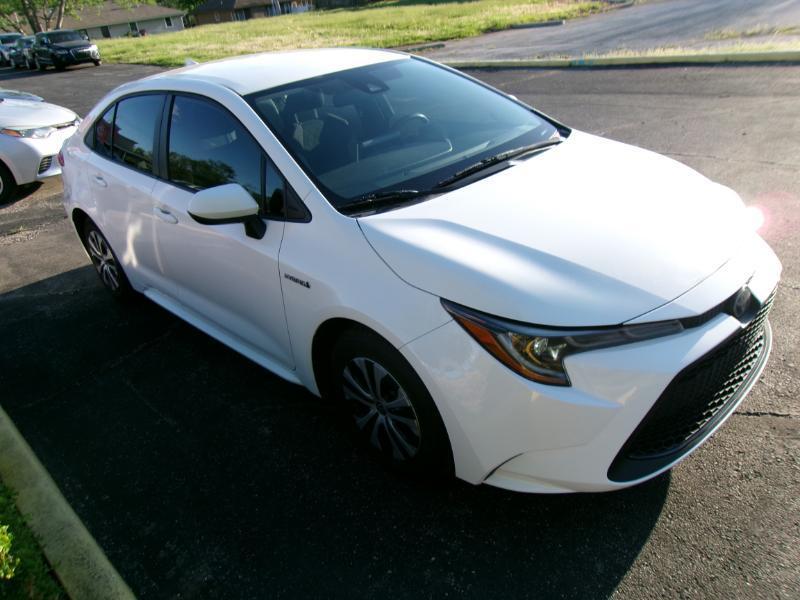 Toyota Corolla LE Hybrid 2021