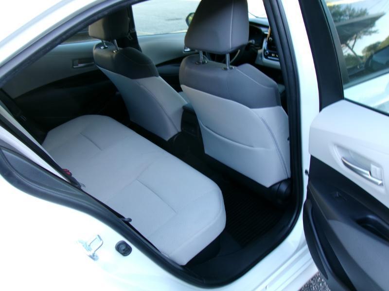 Toyota Corolla LE Hybrid 2021