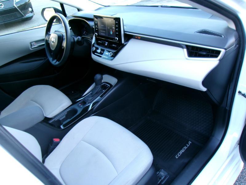 Toyota Corolla LE Hybrid 2021