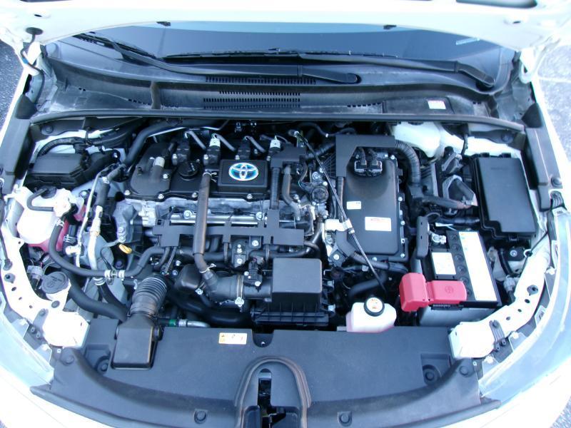 Toyota Corolla LE Hybrid 2021