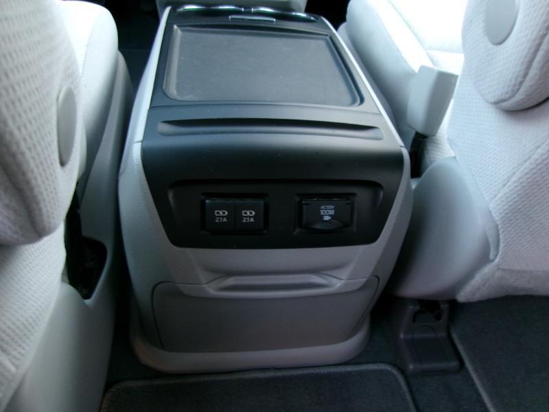 Toyota Sienna LE 7-Passenger AWD 2020