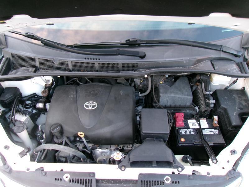 Toyota Sienna LE 7-Passenger AWD 2020