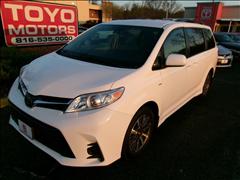 2020 Toyota Sienna 