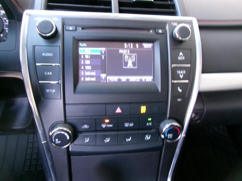 Toyota Camry SE 2017