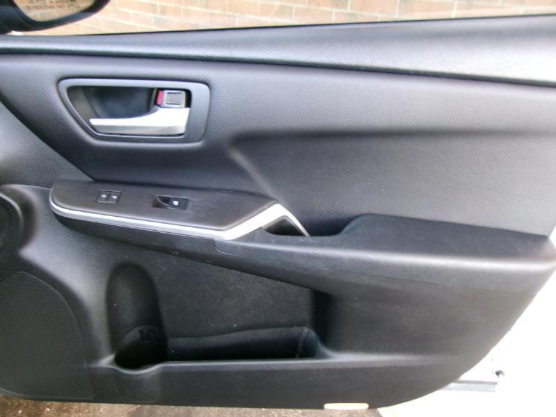 Toyota Camry SE 2017