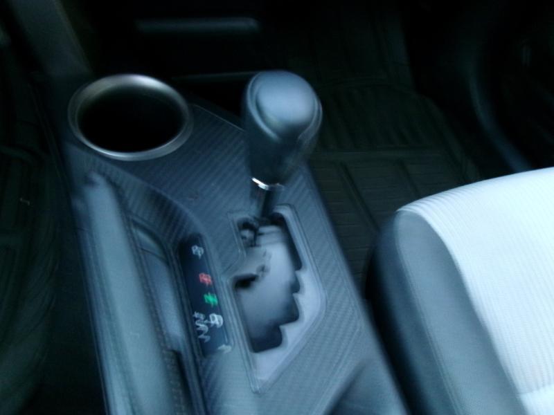 Toyota RAV4 LE FWD 2015