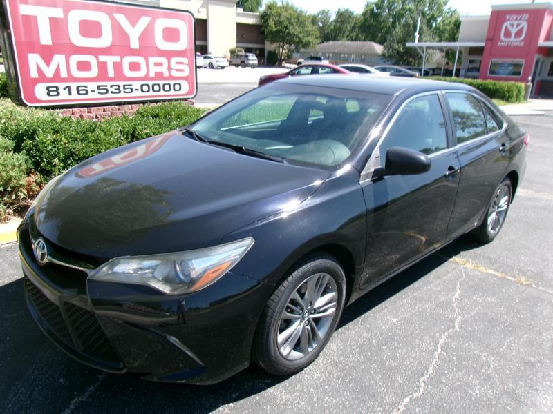Toyota Camry SE 2017