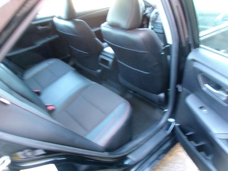 Toyota Camry SE 2017