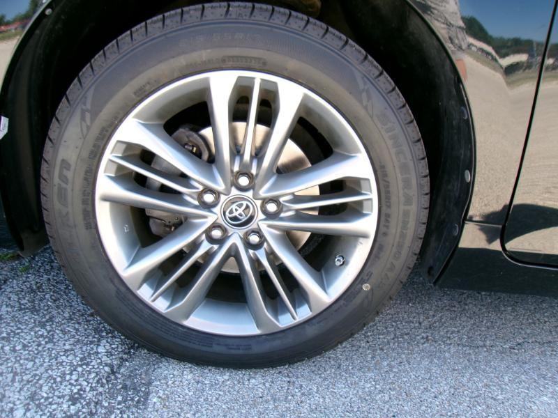 Toyota Camry SE 2017