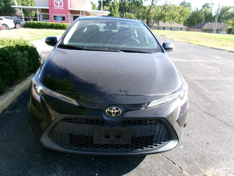 Toyota Corolla LE 2021