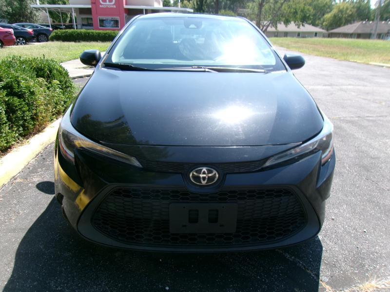 Toyota Corolla LE 2021