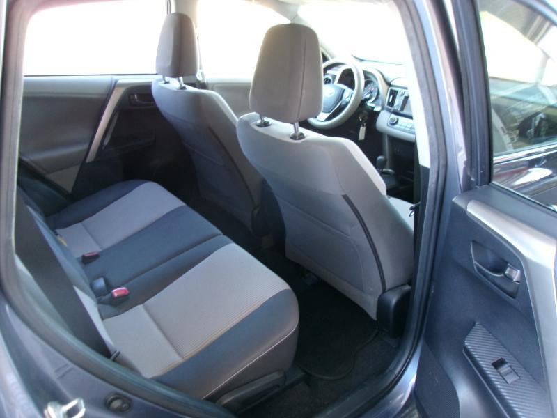 2013 Toyota RAV4 XLE - Photo 19
