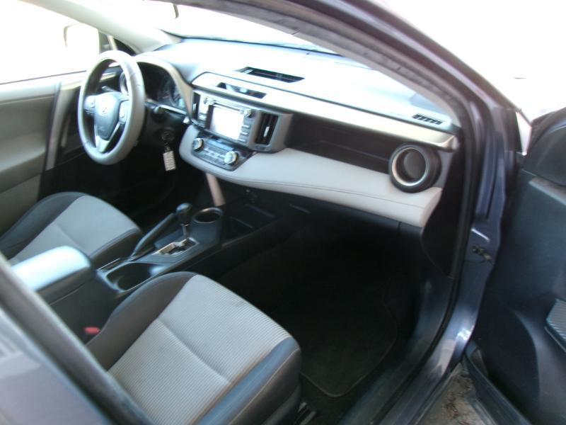 2013 Toyota RAV4 XLE - Photo 22