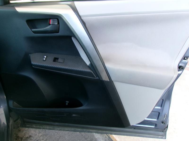 2013 Toyota RAV4 XLE - Photo 24