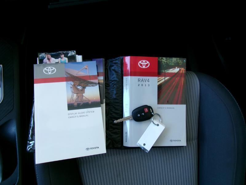 2013 Toyota RAV4 XLE - Photo 28