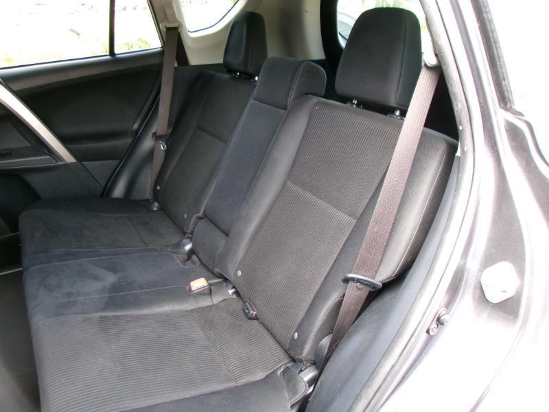Toyota RAV4 LE AWD 2015
