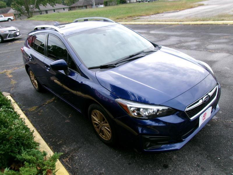 Subaru Impreza 2.0i Premium CVT 5-Door 2017