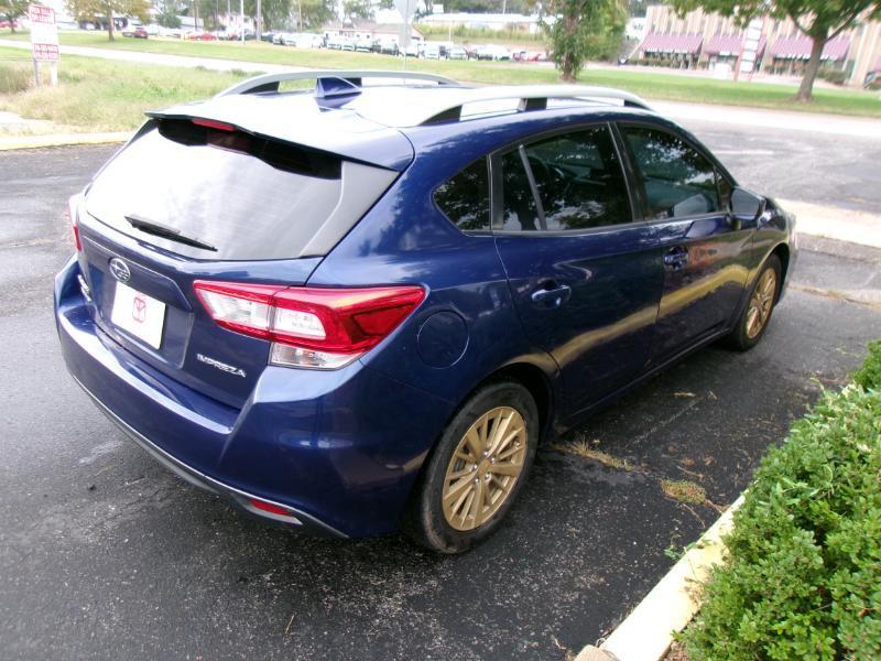 Subaru Impreza 2.0i Premium CVT 5-Door 2017