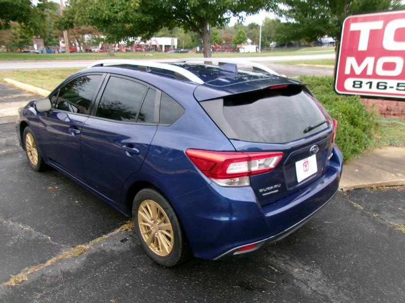 Subaru Impreza 2.0i Premium CVT 5-Door 2017