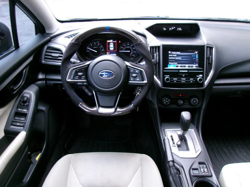 Subaru Impreza 2.0i Premium CVT 5-Door 2017